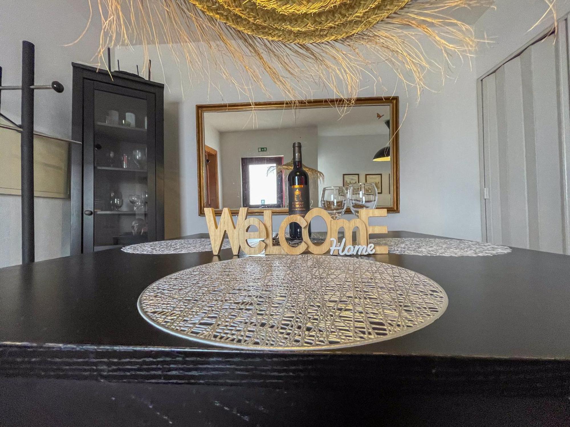 Home Away From Home ايفورا الغرفة الصورة